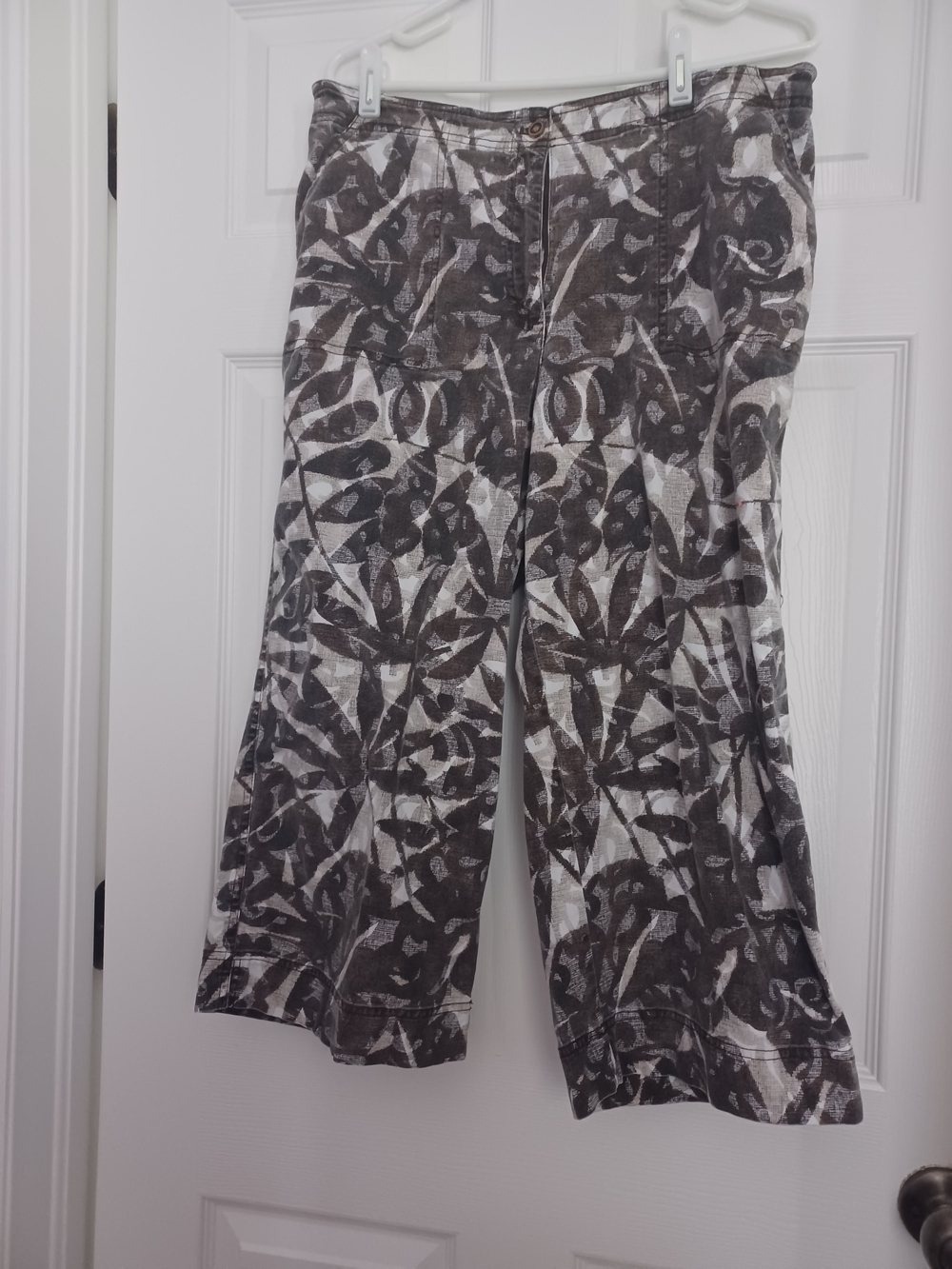 Chico's Womens Size 3 XL  Wide-Leg Cabri's Pants ,Brown.